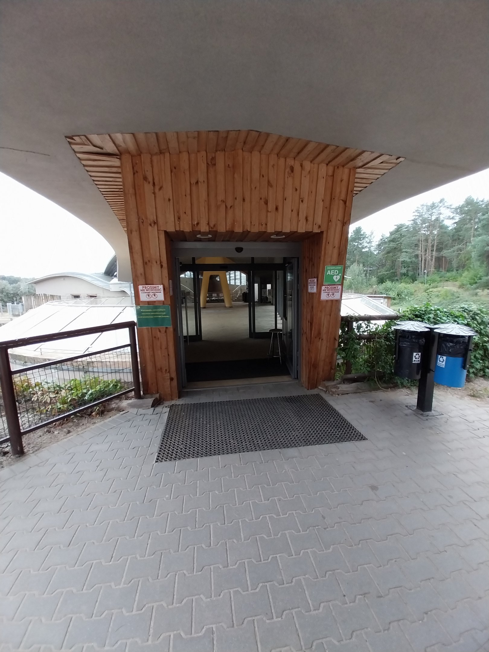 Elephant House - Africa elephant Loxondonta africana)