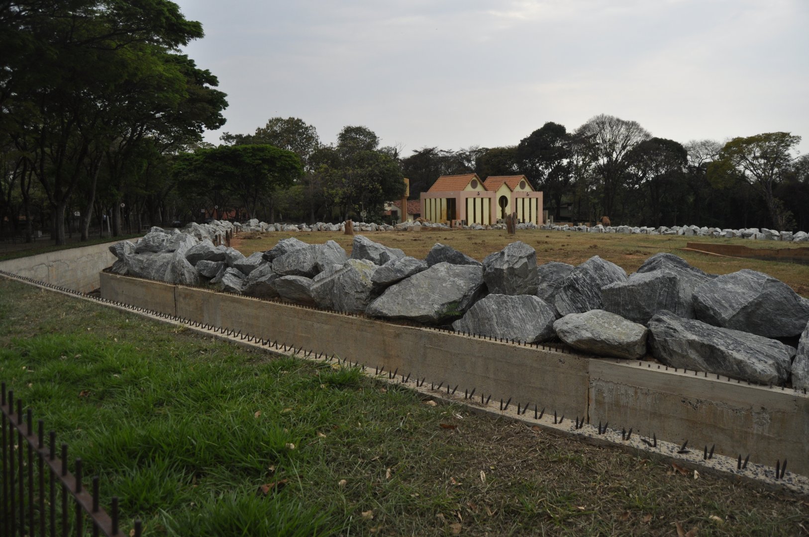 Elephant house and enclosure