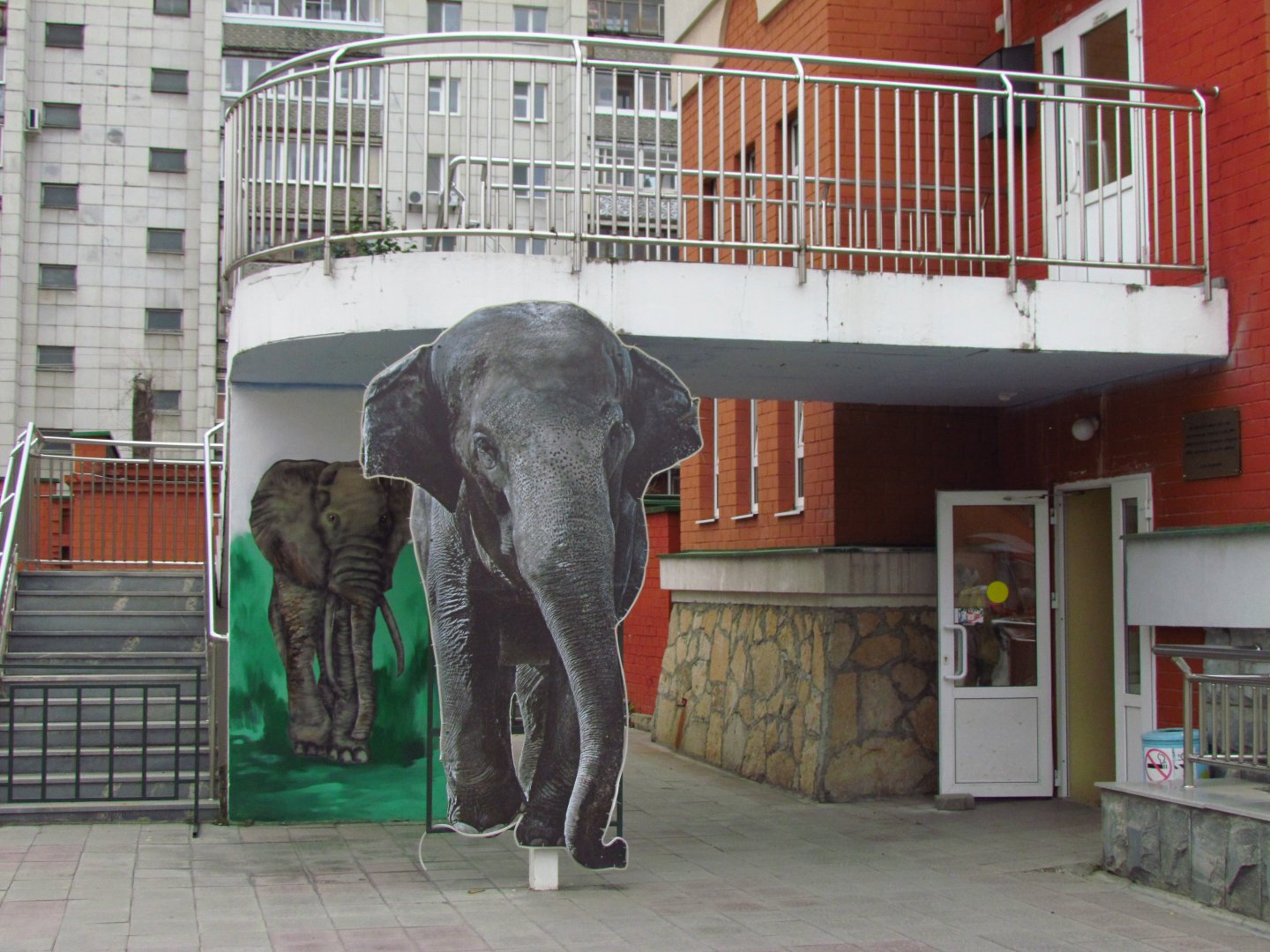Elephant house entrance
