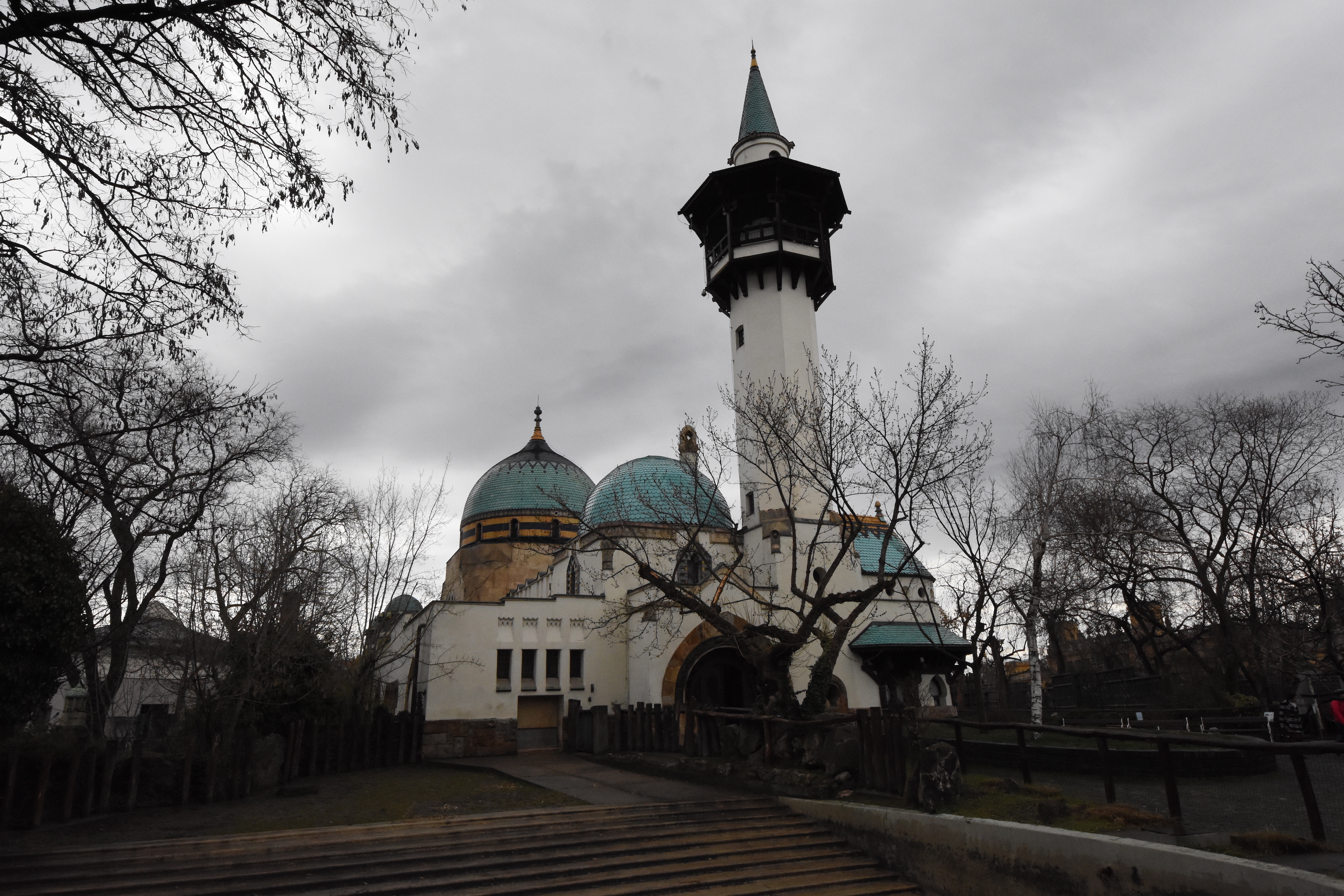 Elephant house - overview