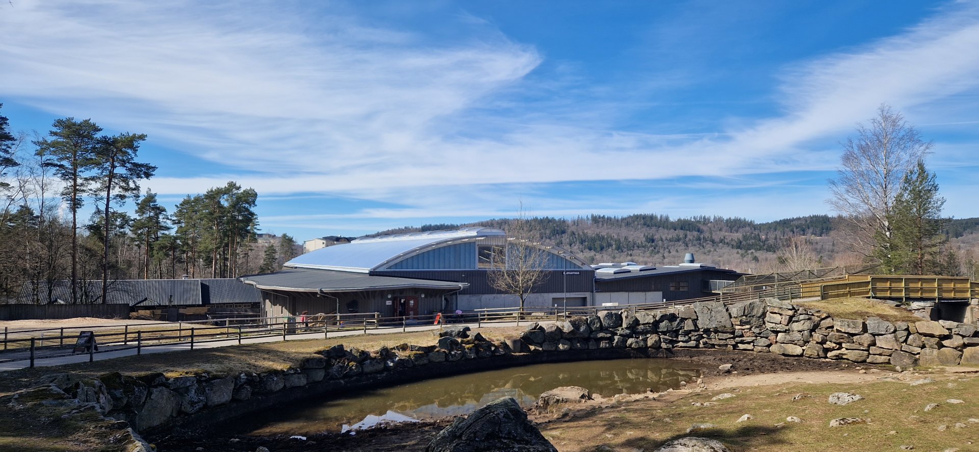 Elephant house/Rhino Giraffe house