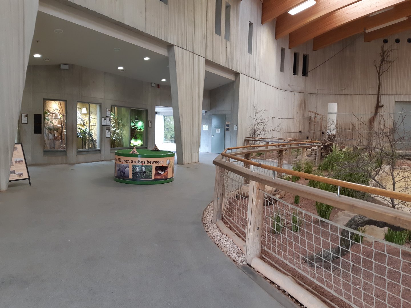 Elephant house - Zoopark Erfurt