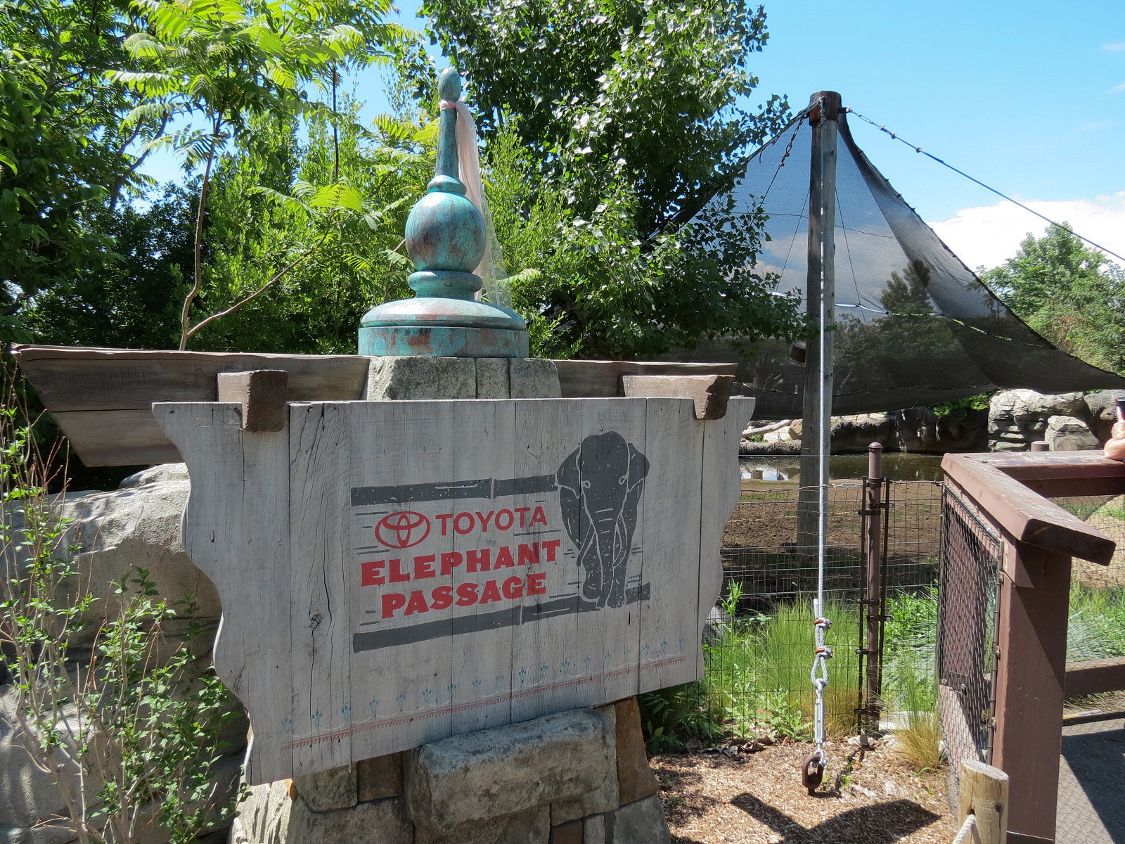 Elephant Passage - Entry Sign