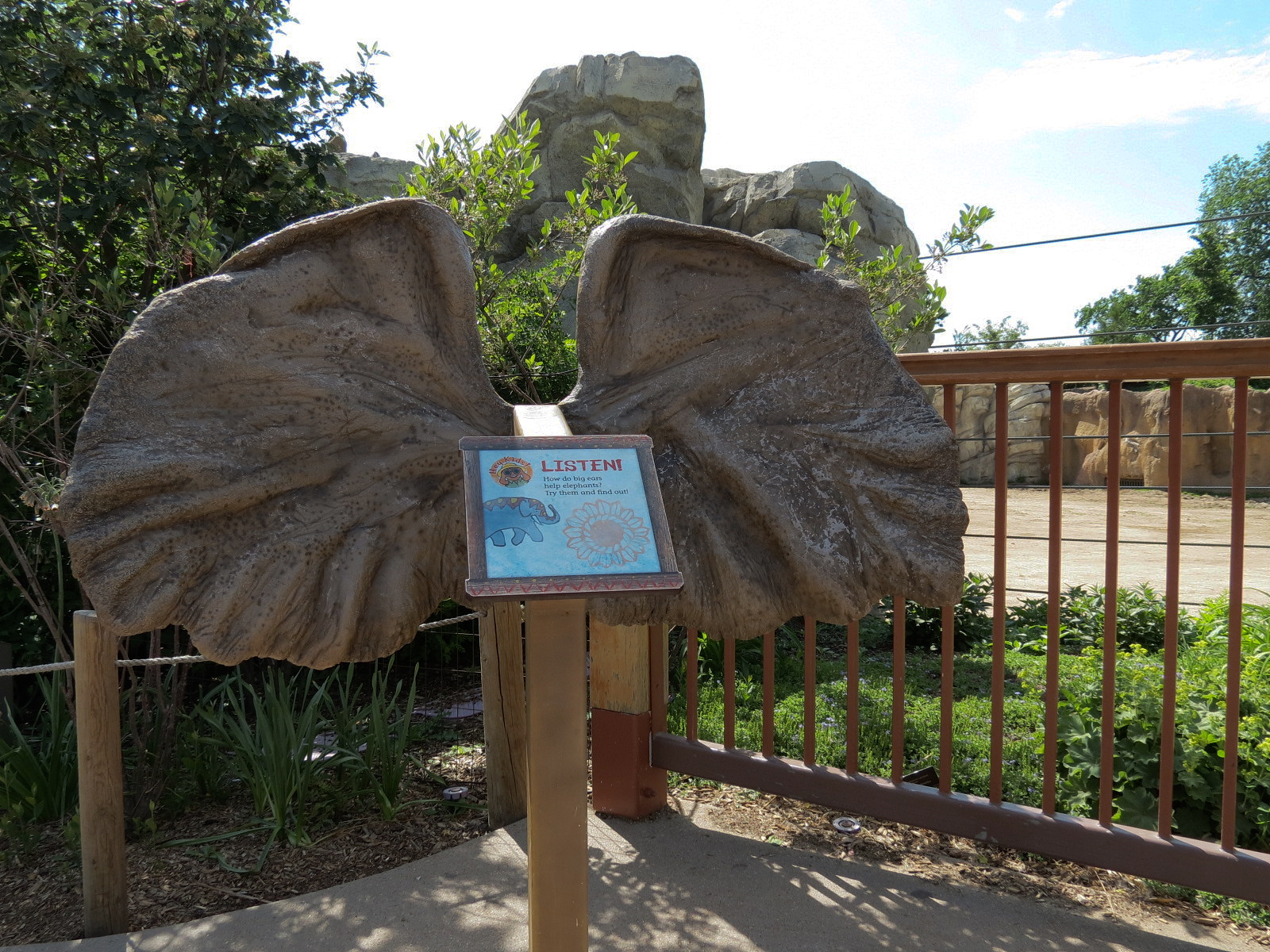 Elephant Passage - Species Roatation Yard East of Elephant House