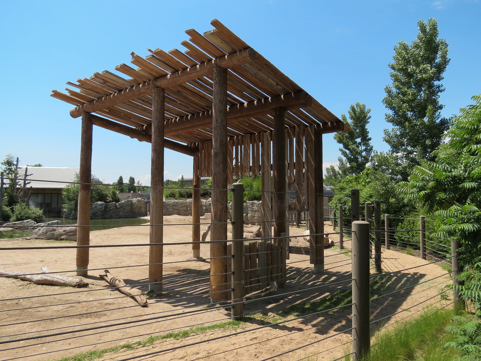 Elephant Passage - Species Rotation Yard Adjacent to Gibbon Exhibit