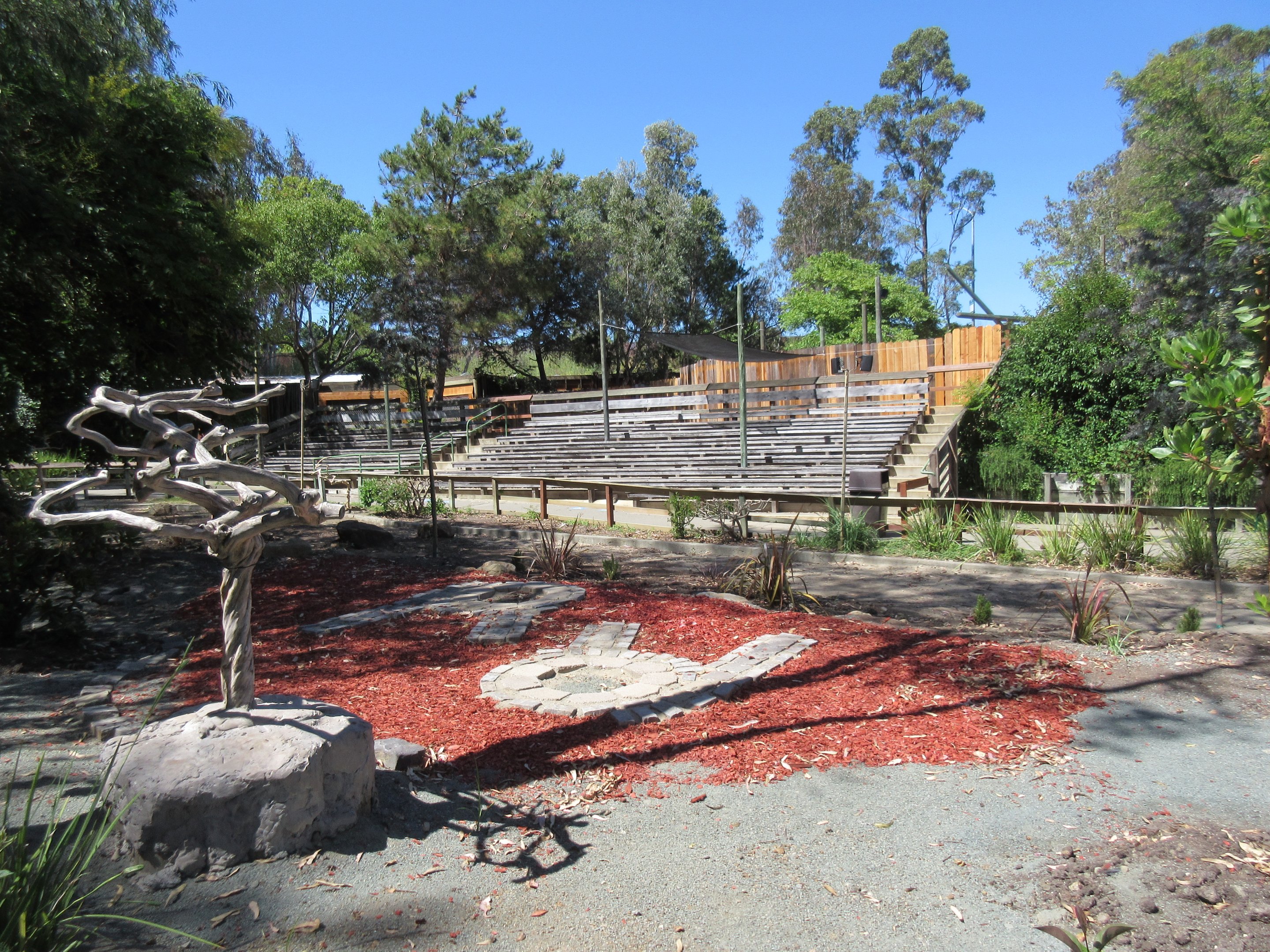 Elephant Presentation Area (closed as of 2016)