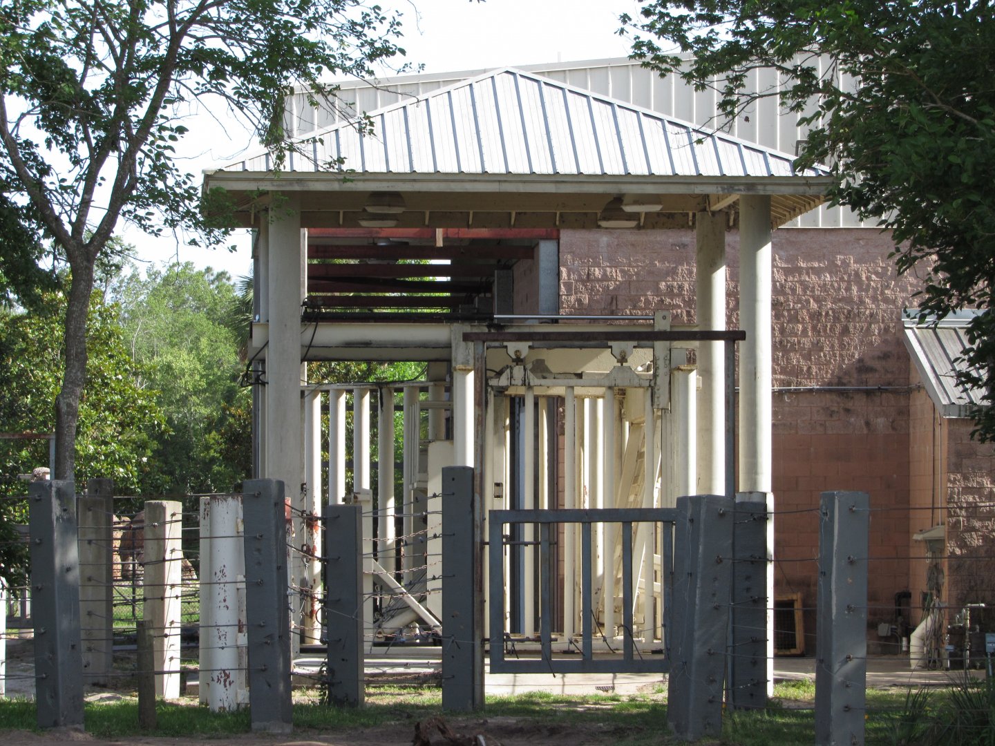 Elephant Restraint Device (ERD)