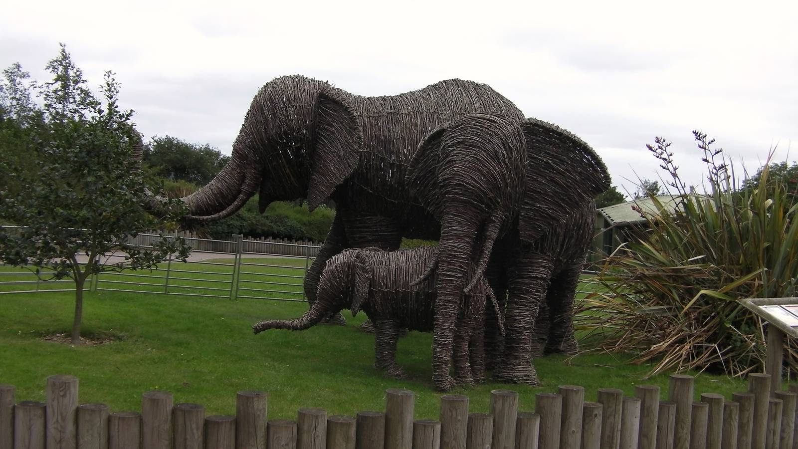 Elephant Statue - 29.07.2011