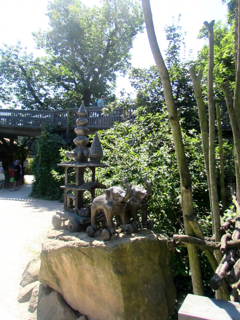 Elephant theme - July/217