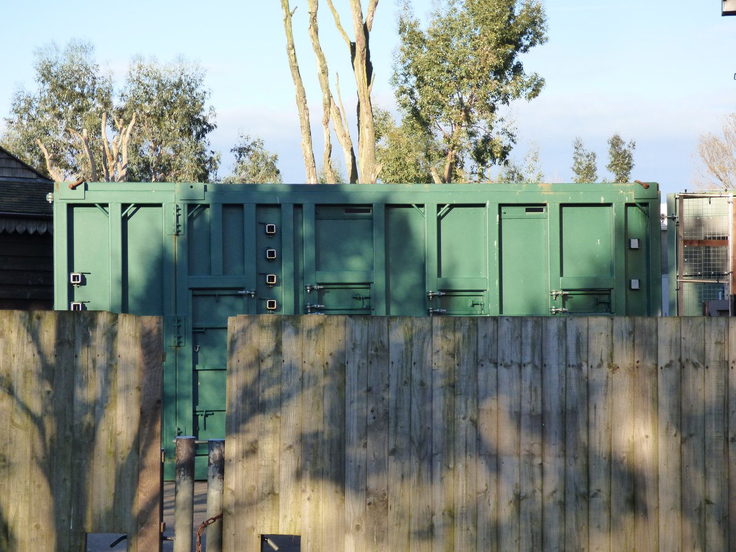 Elephant Travel Crate