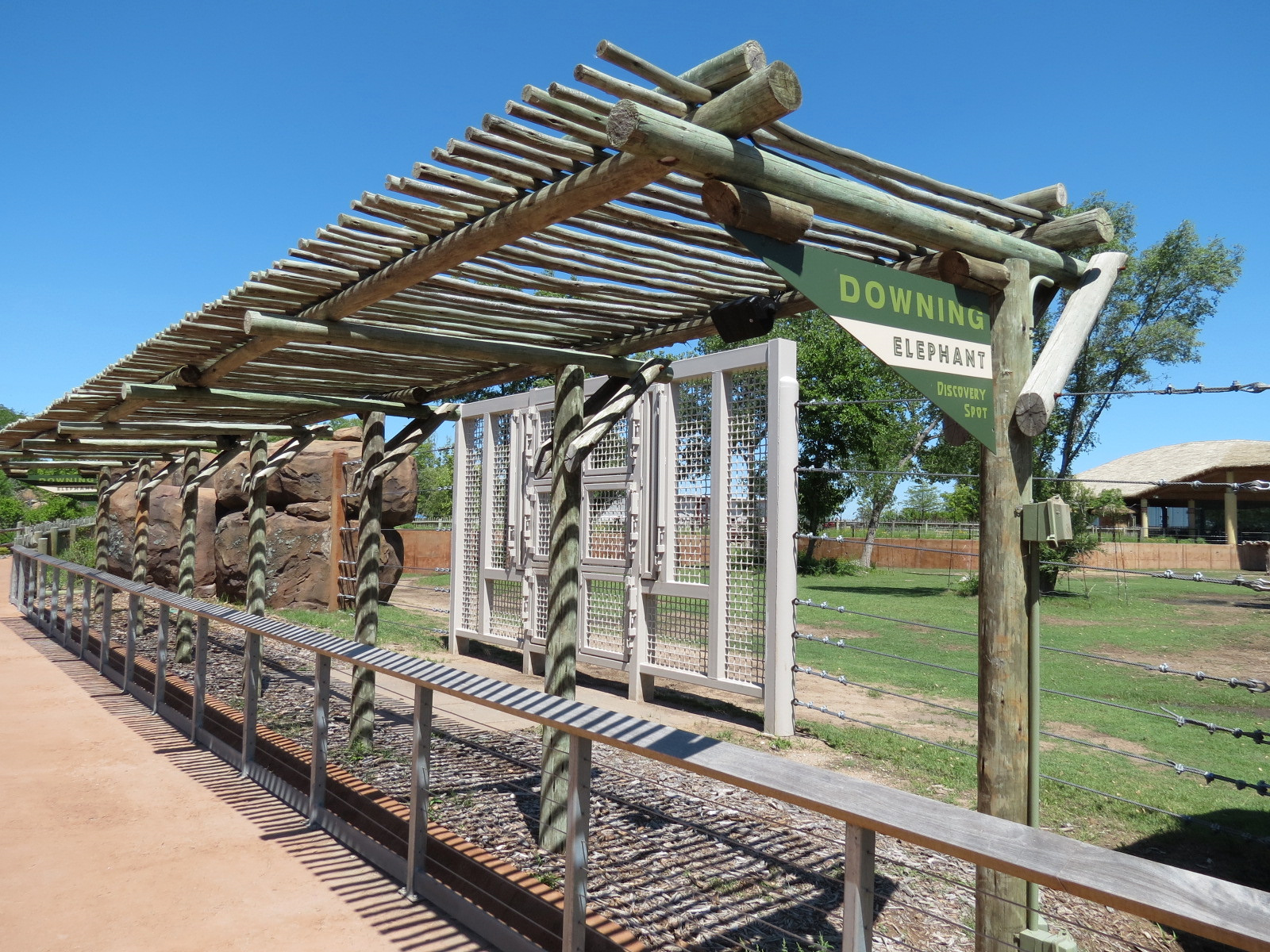 Elephants of the Zambezi River Valley - Yard 2