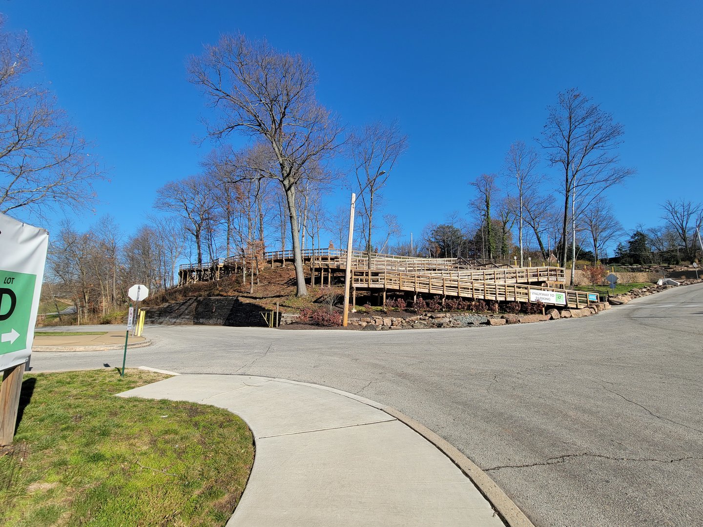 Elmwood Park - An excessive amount of walking to the 4th little parking lot