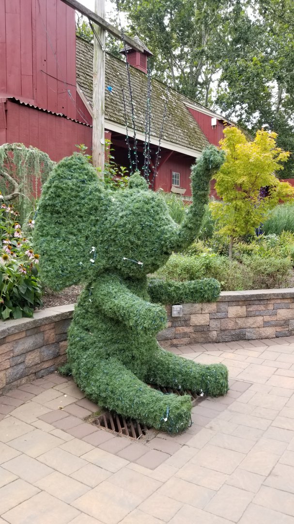 Elmwood Park - Barnyard