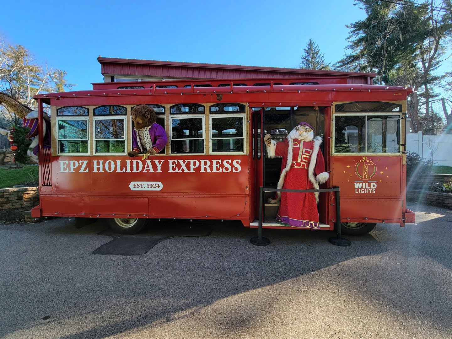 Elmwood Park - Holiday decor