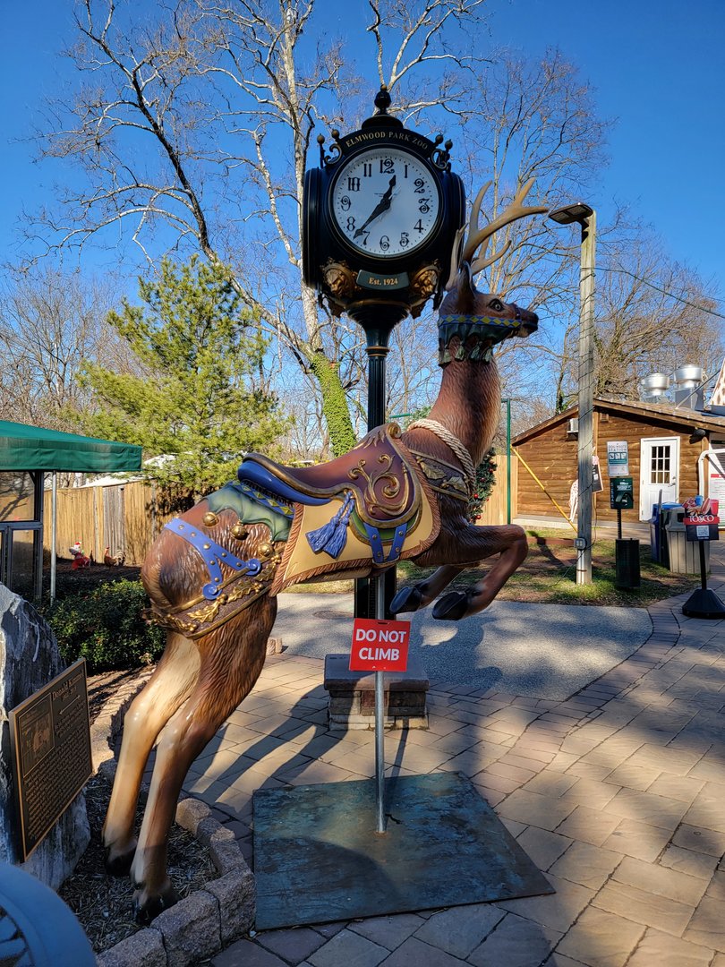 Elmwood Park - Old clock and christmas decor