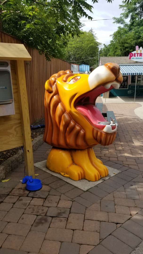 Elmwood Park - Water fountain, one of several