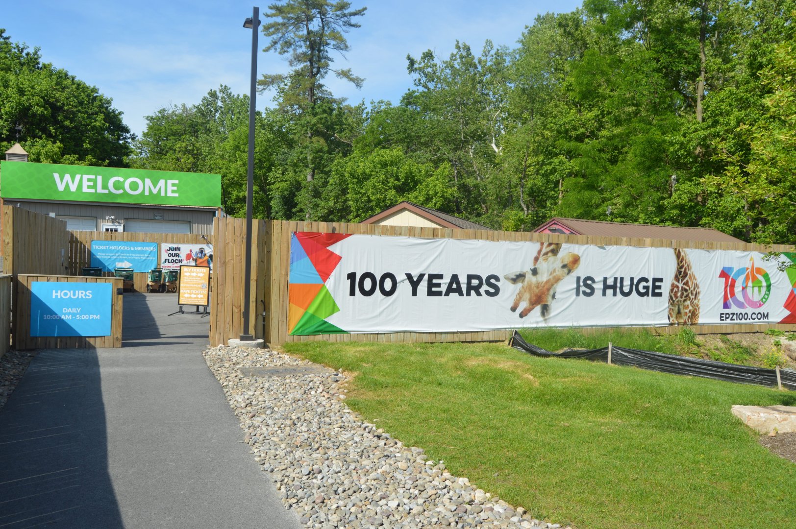 Elmwood Park Zoo - Temporary Entrance