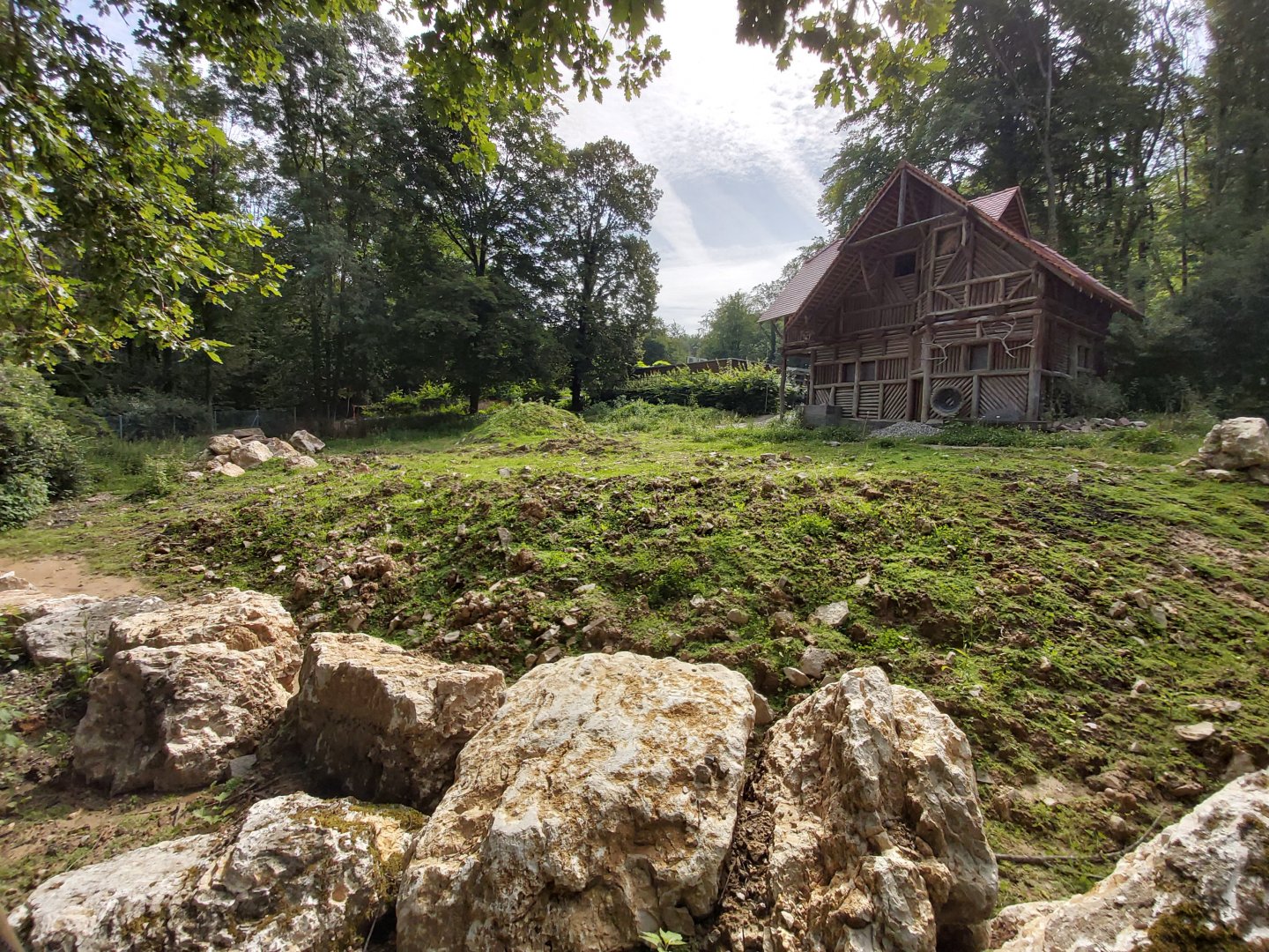 Empty enclosure - it housed reindeers in 2019 and sheeps in 2020