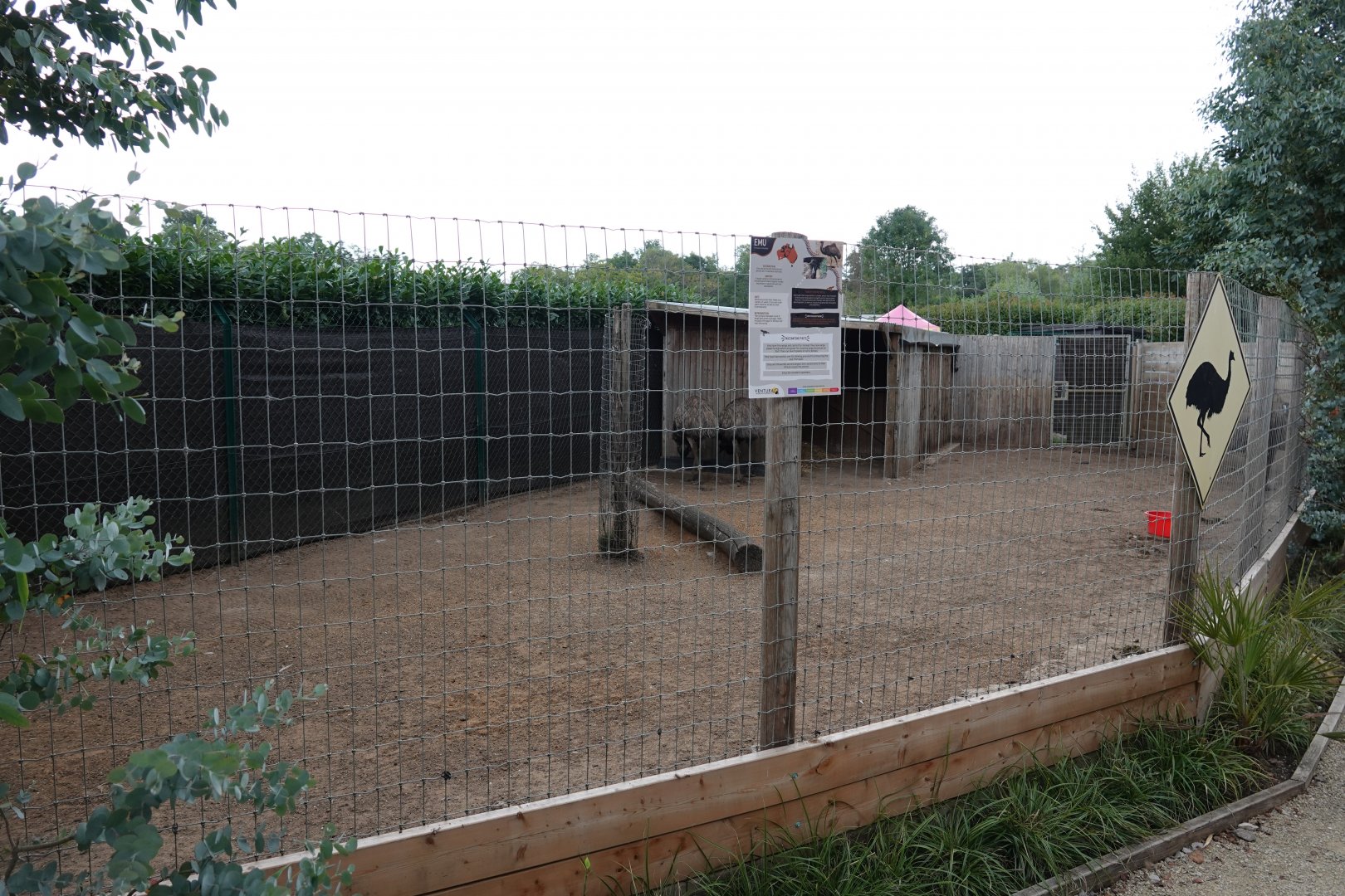 Emu enclosure