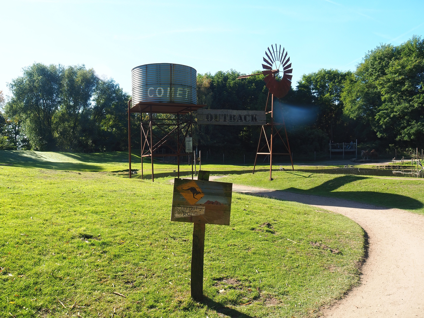 Emu, Kangaroo and Wallaby walk-through - Outback farm theming, 2022-10-09