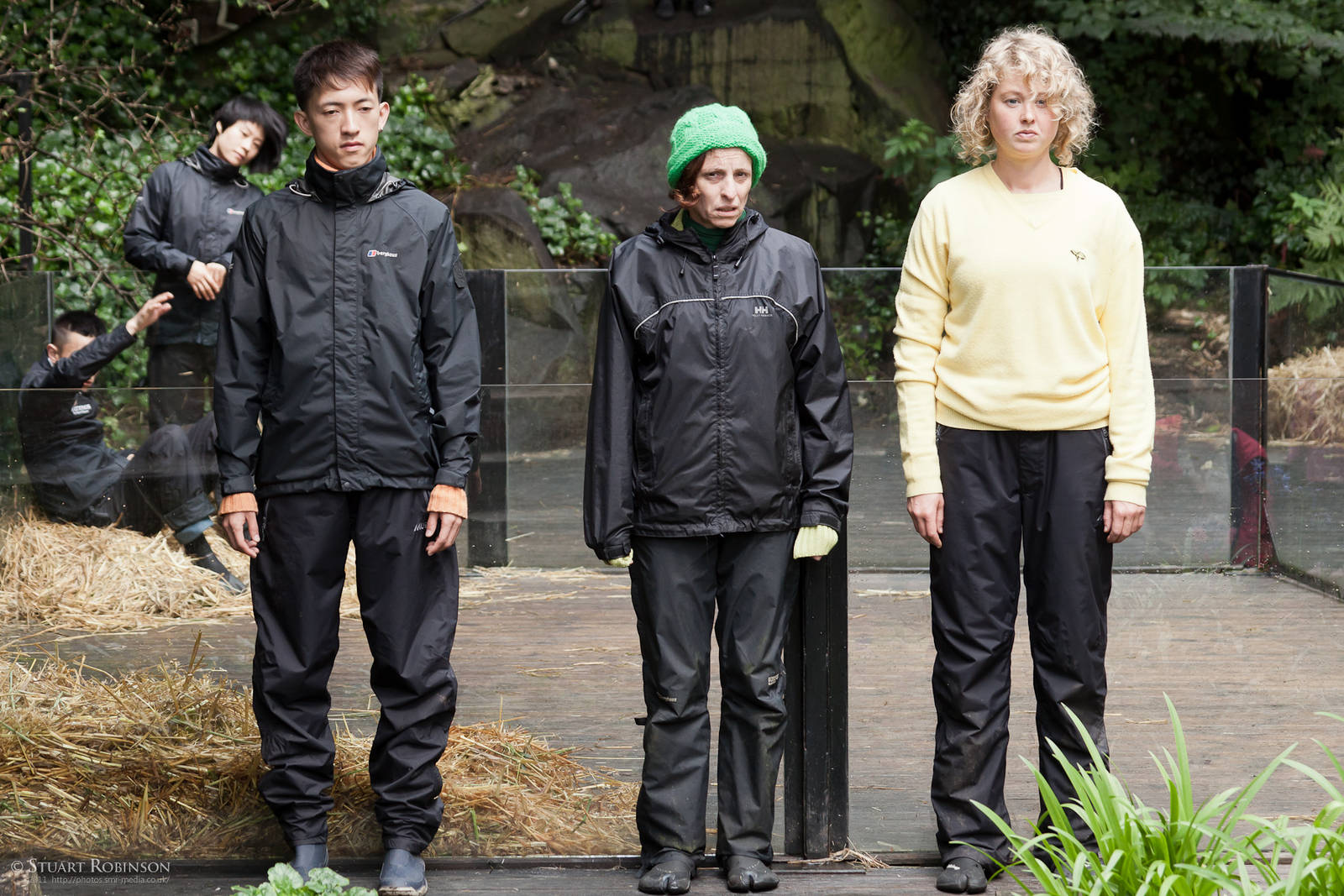 Enclosure 99 - Humans - Specimens 27/08/2011