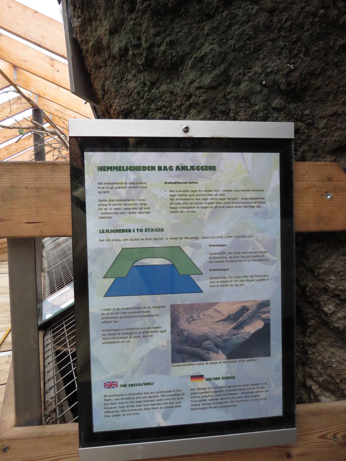 Enclosure design sign, June 2015.