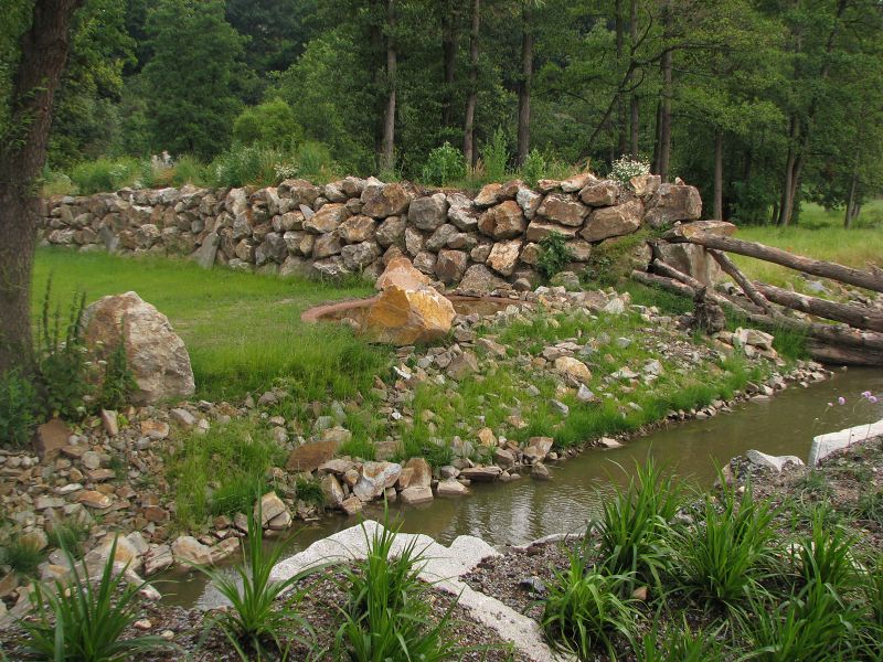 Enclosure for giraffe and greater kudu