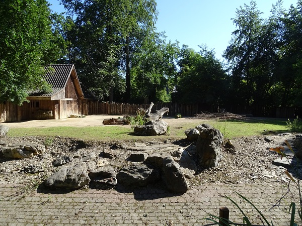 Enclosure for musk ox (07/22)