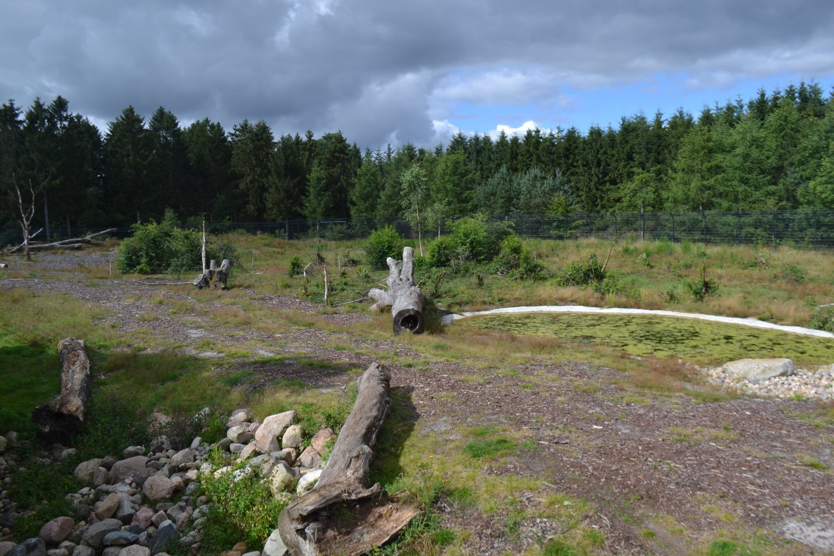 Enclosure for spectacled bear in Givskud Zoo