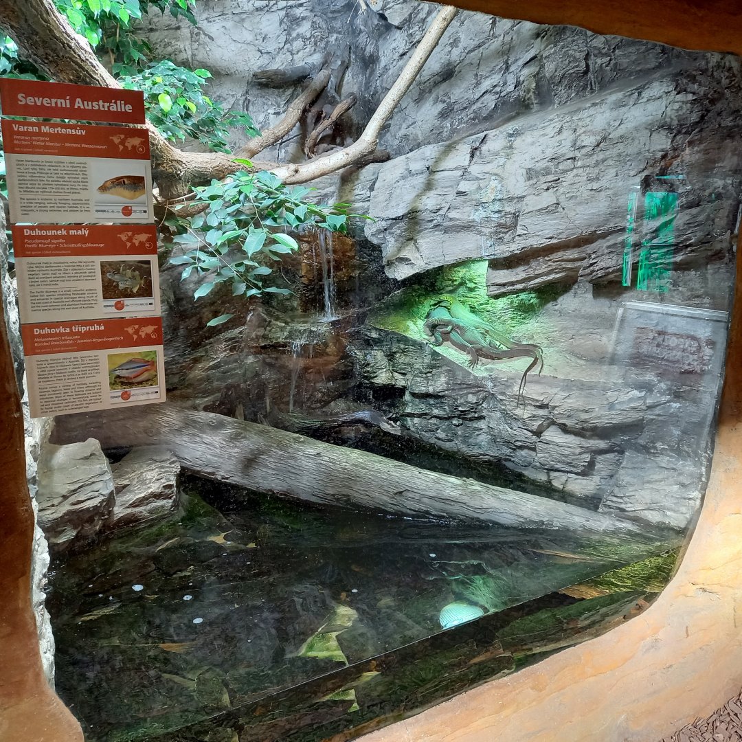 Enclosure Mertens water monitor