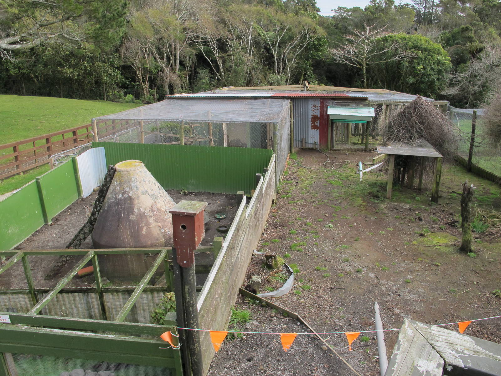 Enclosures - Pouakai Zoo