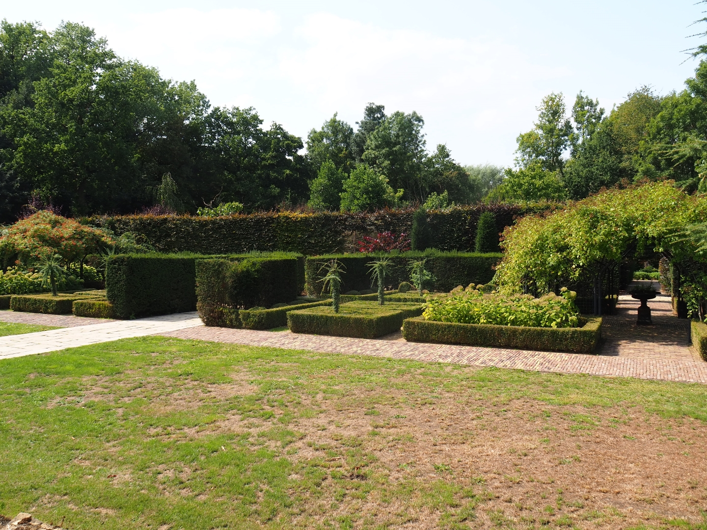 English landscaped gardens (Aug 28th, 2018)