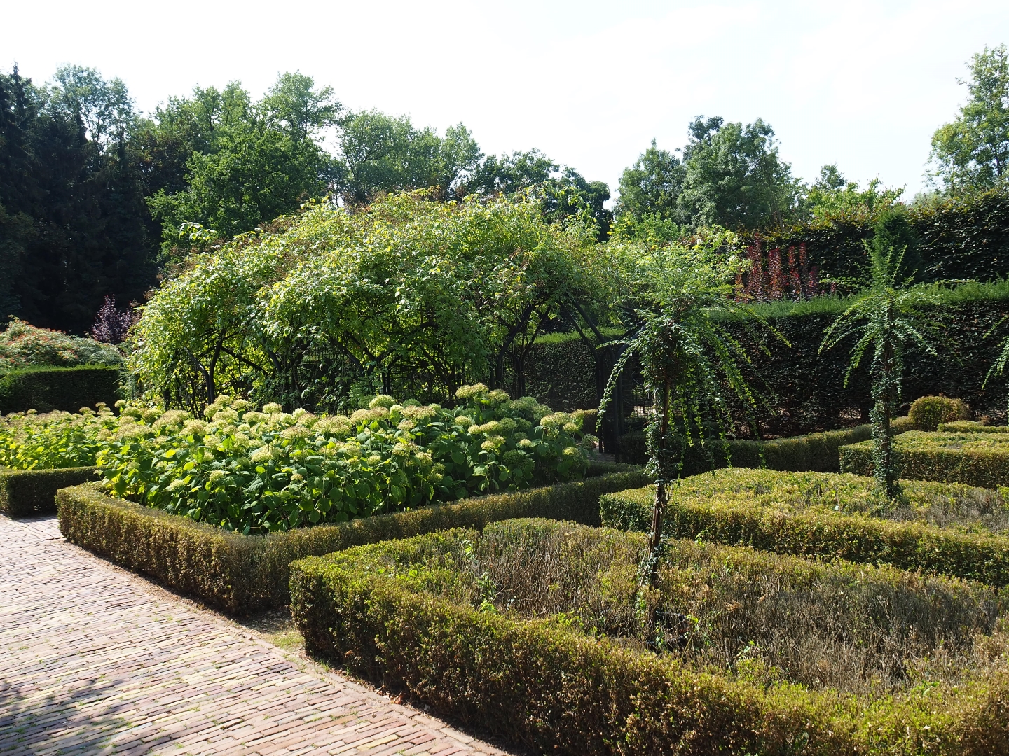 English landscaped gardens (Aug 28th, 2018)