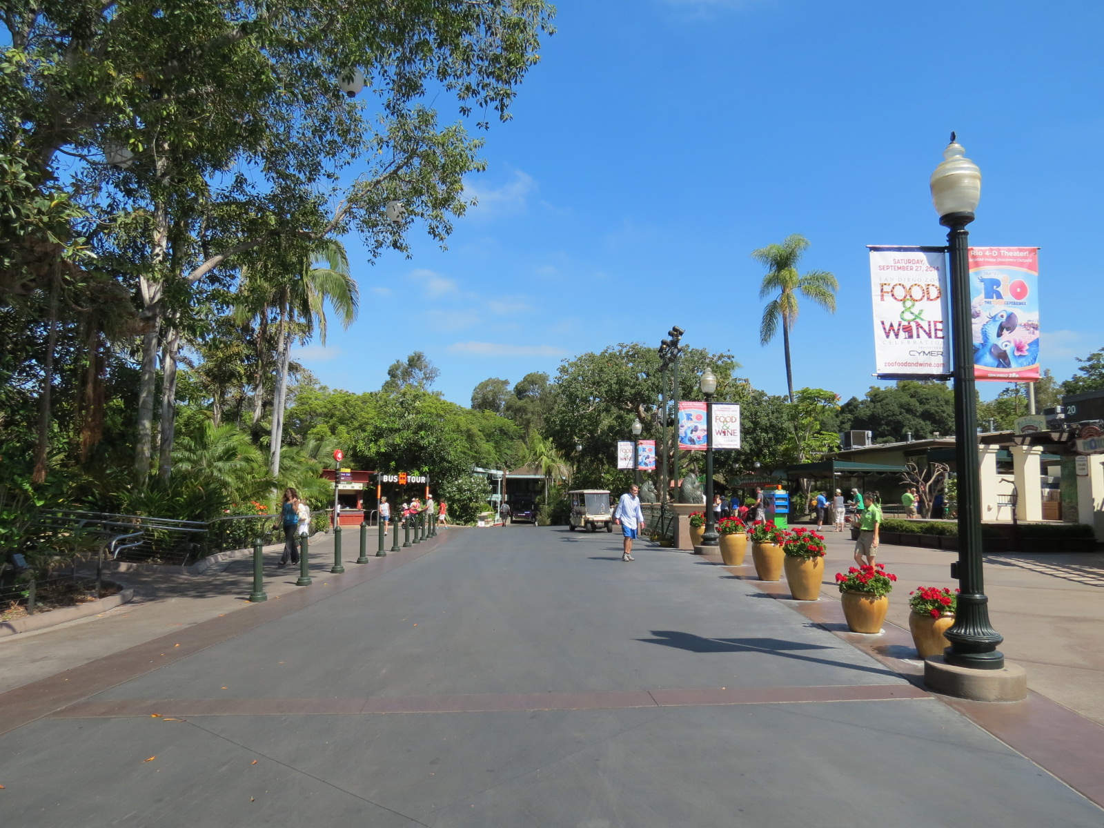 Entrance Area - Front Street