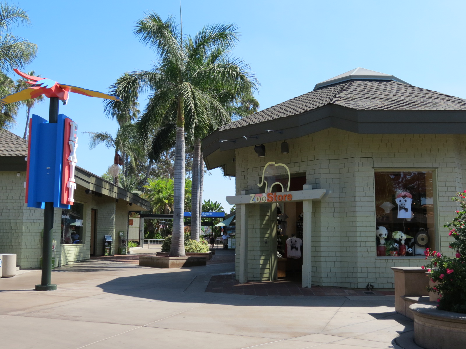 Entrance Area - Zoo Store