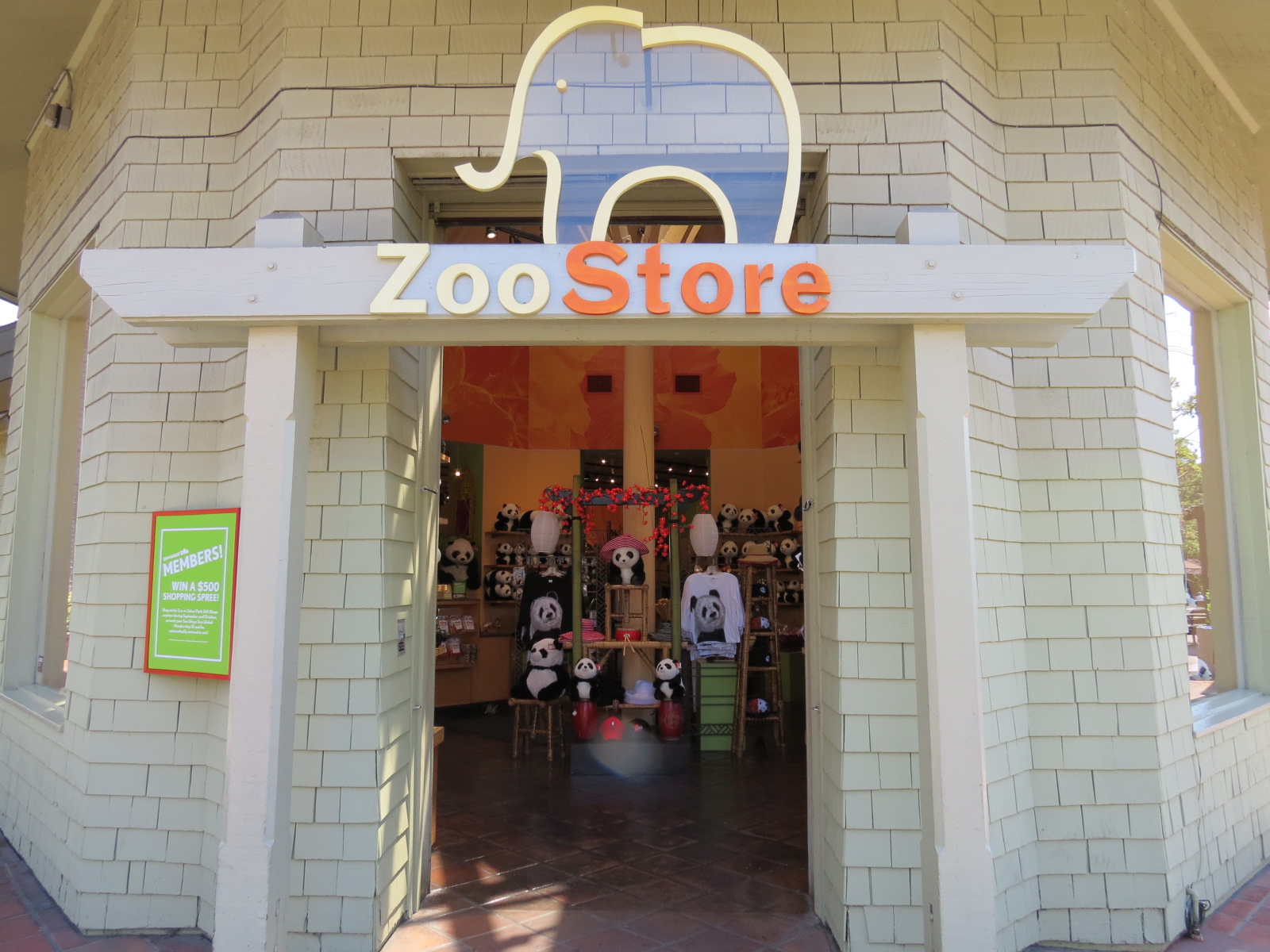 Entrance Area - Zoo Store