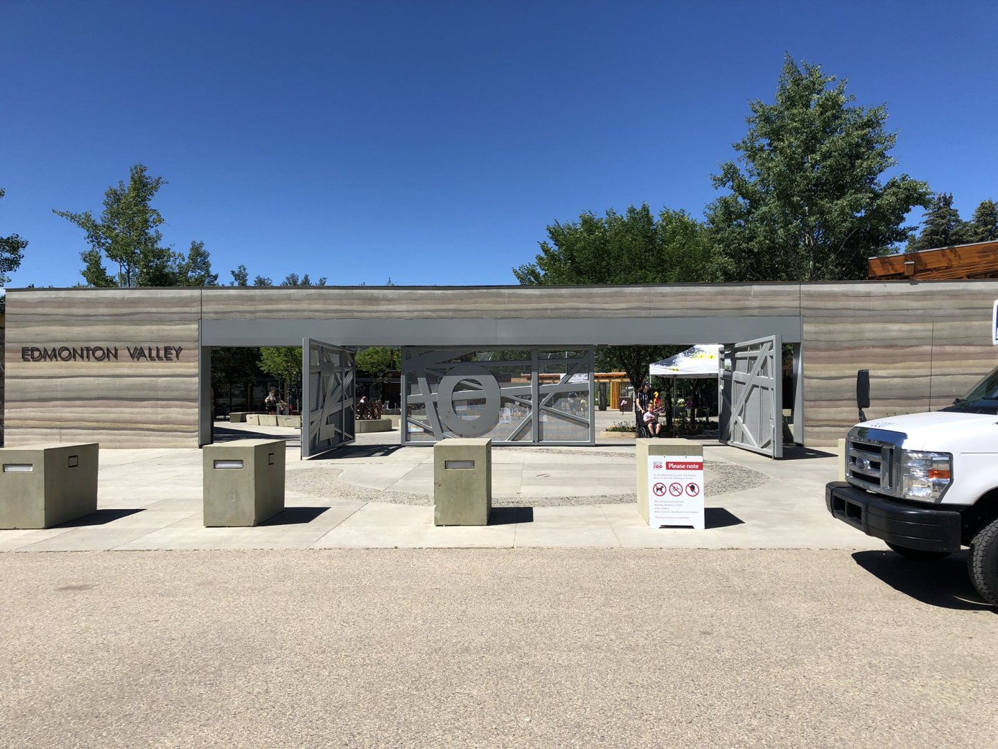 Entrance at Edmonton Valley Zoo (July 2022)