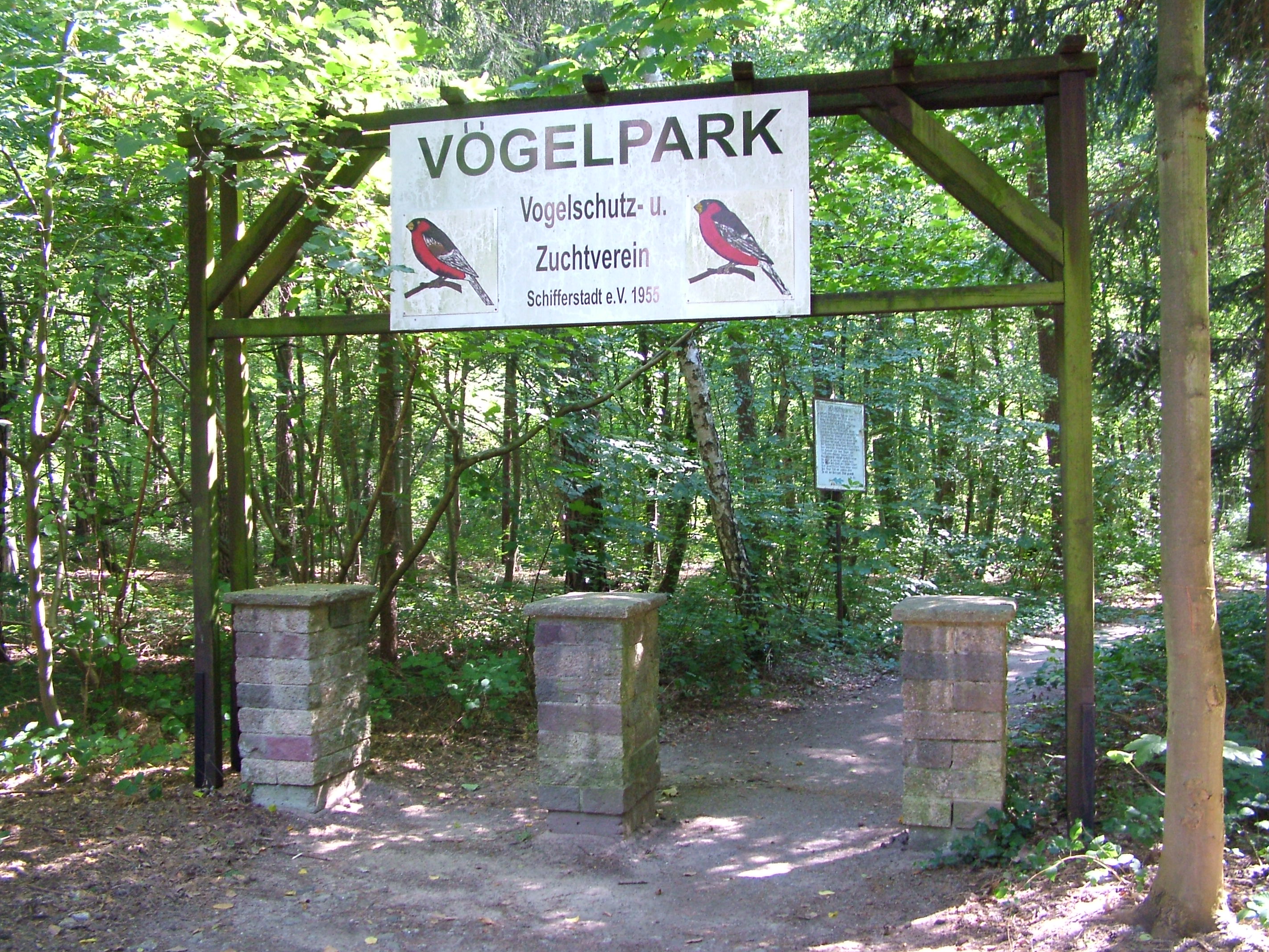Entrance at Vogelpark Schifferstadt, 6th Sept 2010