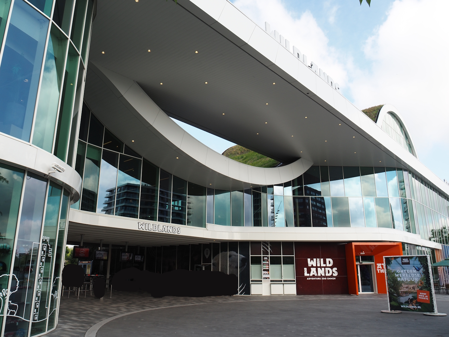 Entrance building, 2024-06-23