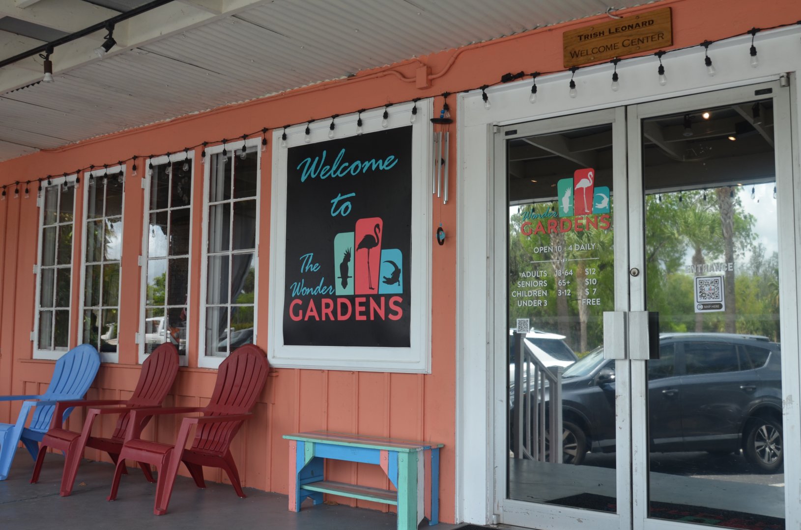 Entrance Building and Gift Shop