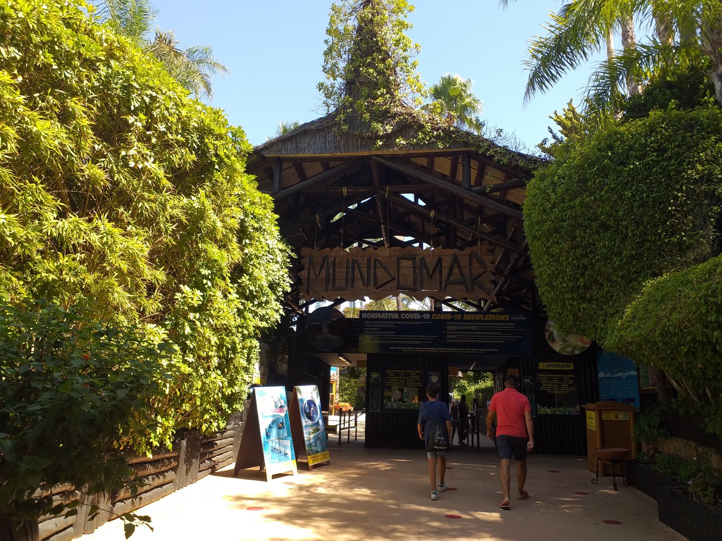 Entrance building -MundoMar Benidorm (2021)