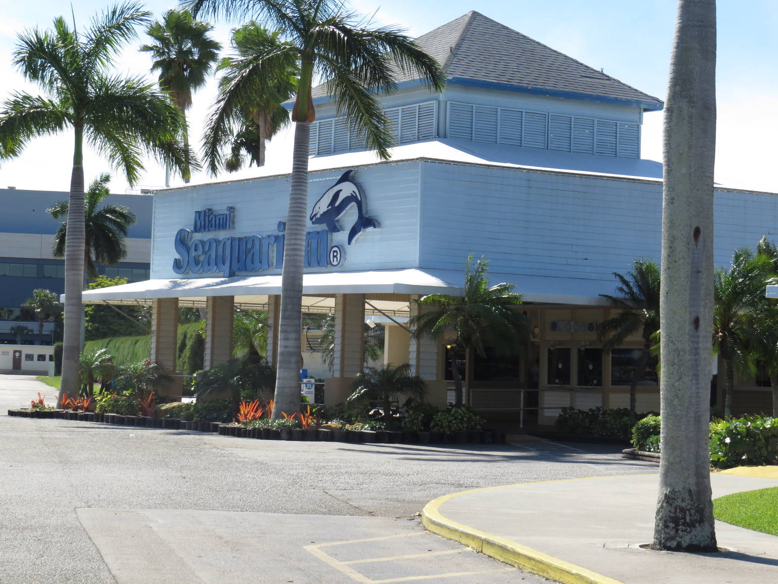 Entrance complex, March 2015