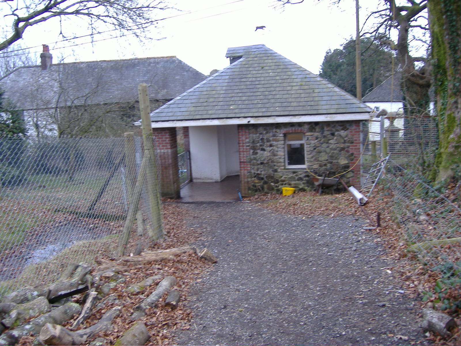 entrance dartmoor zoo