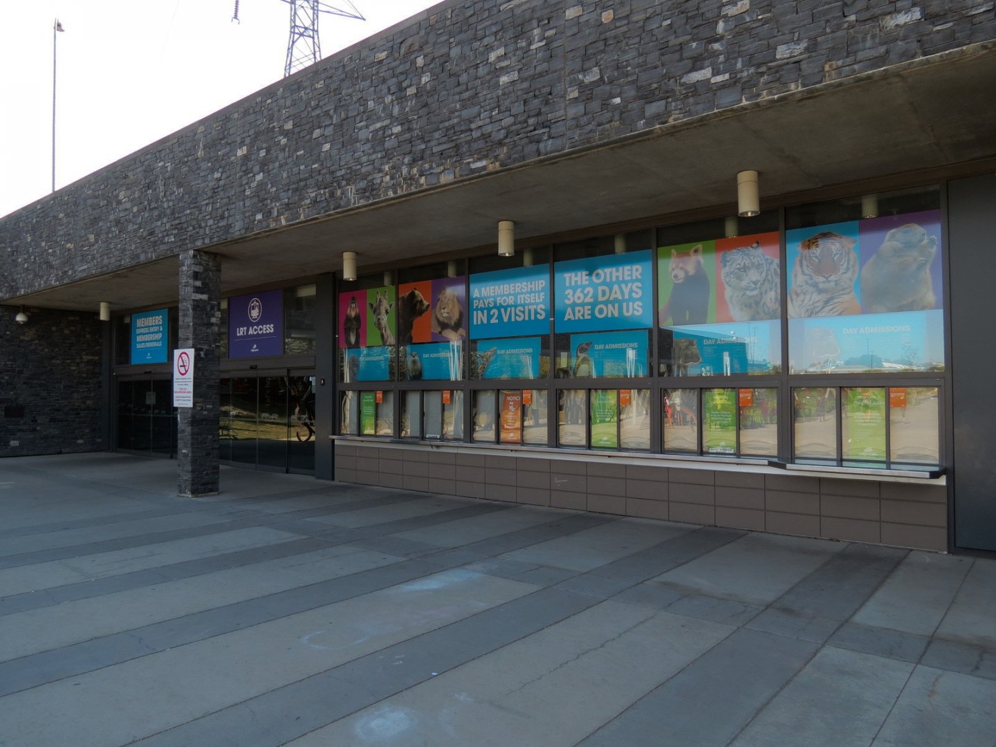 Entrance - Entry to Pedestrian Tunnel