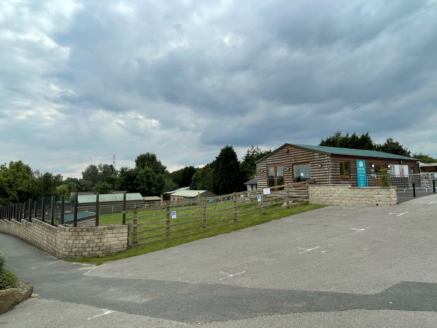 Entrance & General View at Ponderosa Zoo (July 2021)