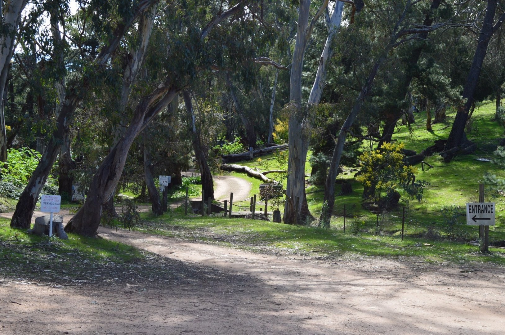 Entrance - Humbug Scrub