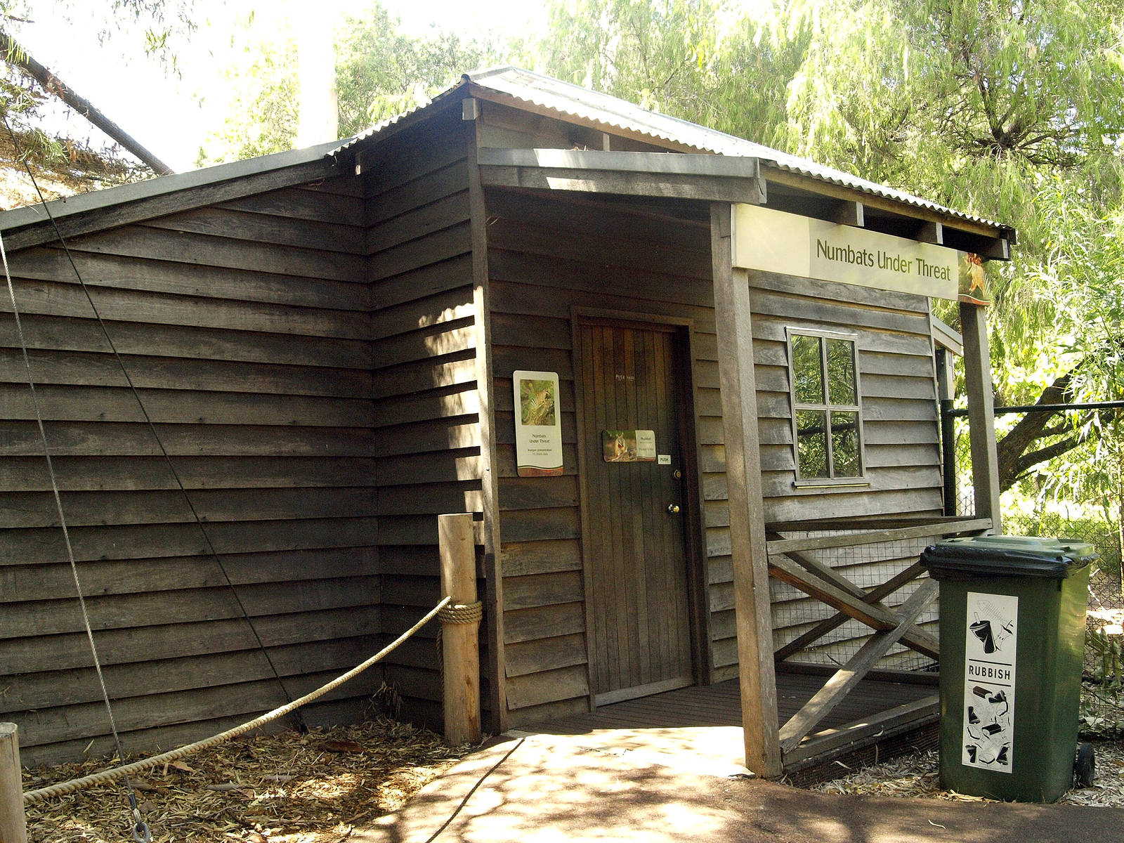 Entrance hut to numbat viewing area