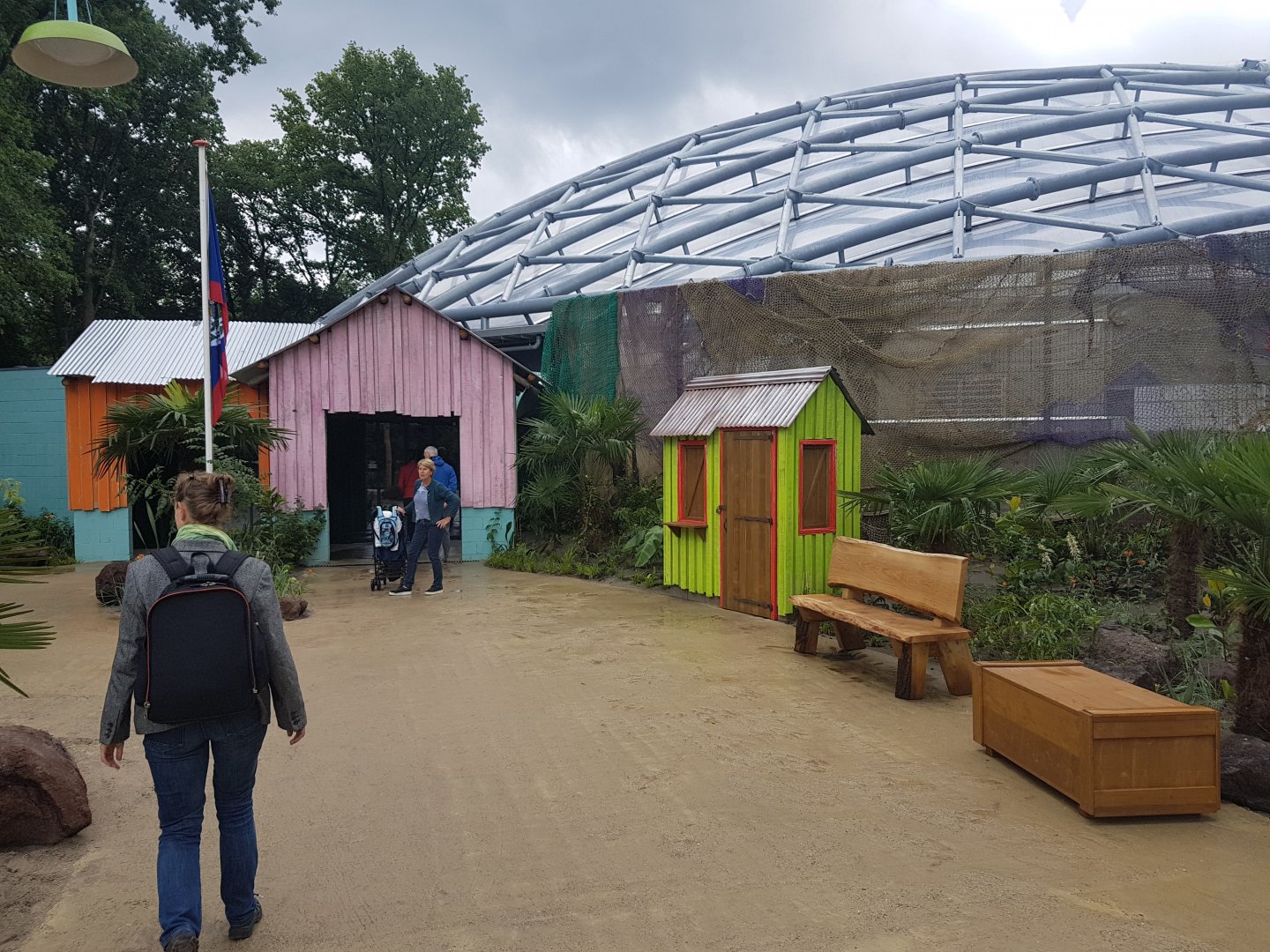 Entrance Mangrove-hall