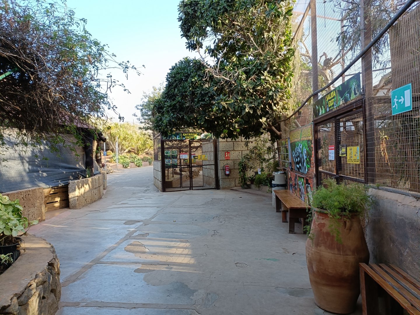 Entrance of walkthrought exhibits