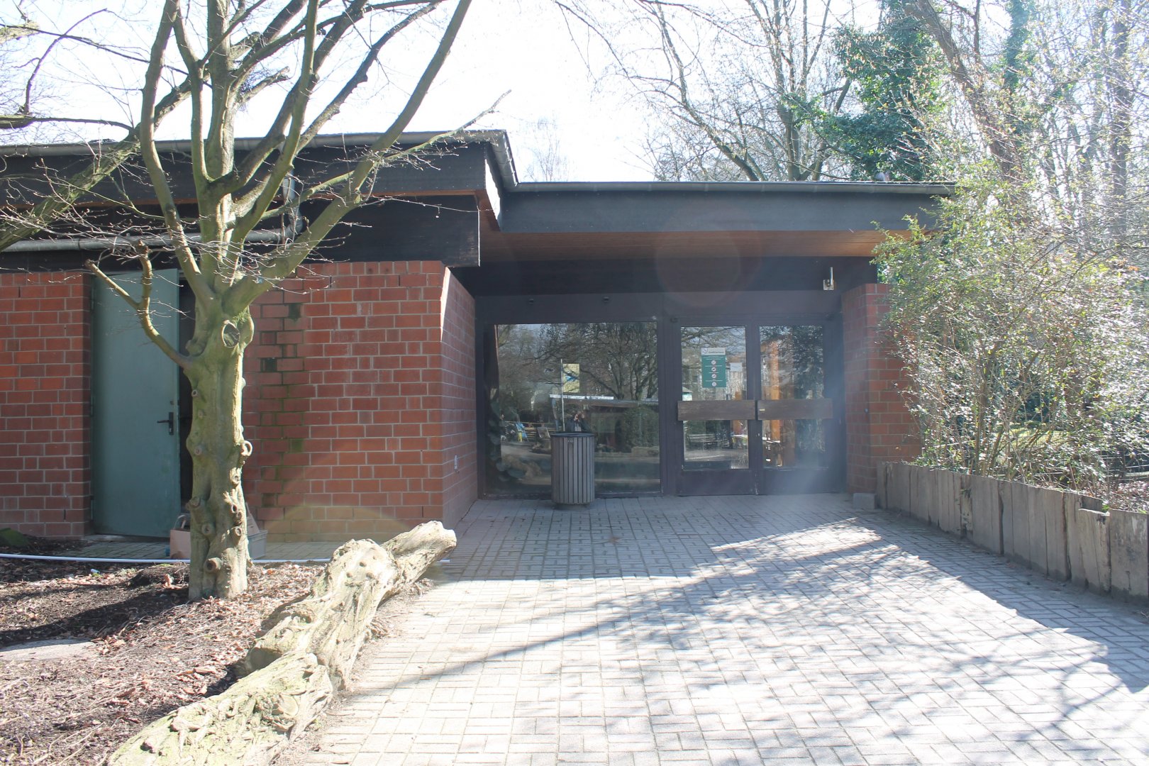 Entrance Pachyderm-house